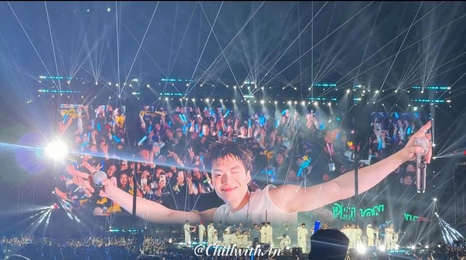 Công nghệ sân khấu "Anh trai say hi"